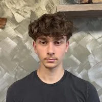 Photo of barber Maikel